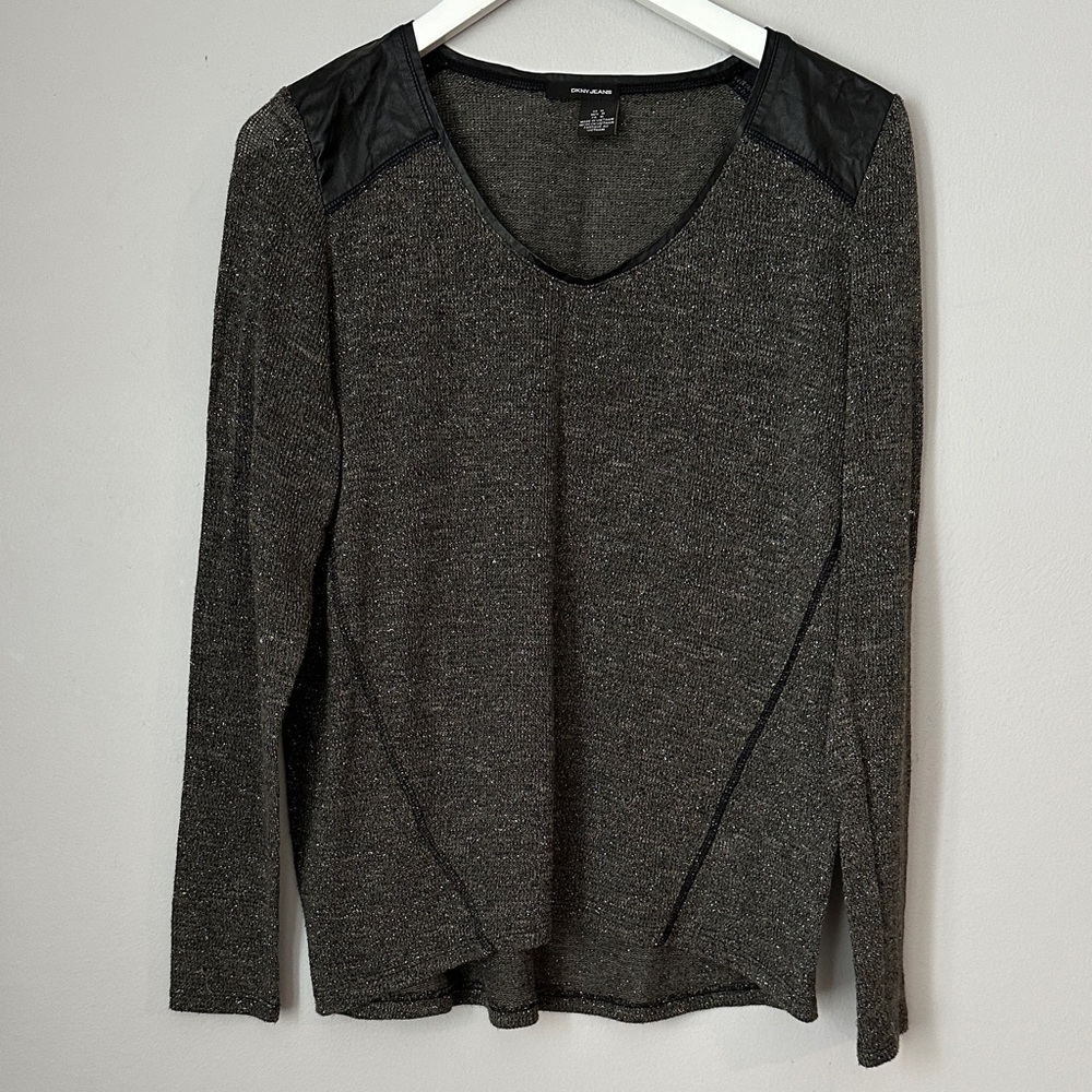Women's Black Long Sleeve lightweight Sweater Top size M